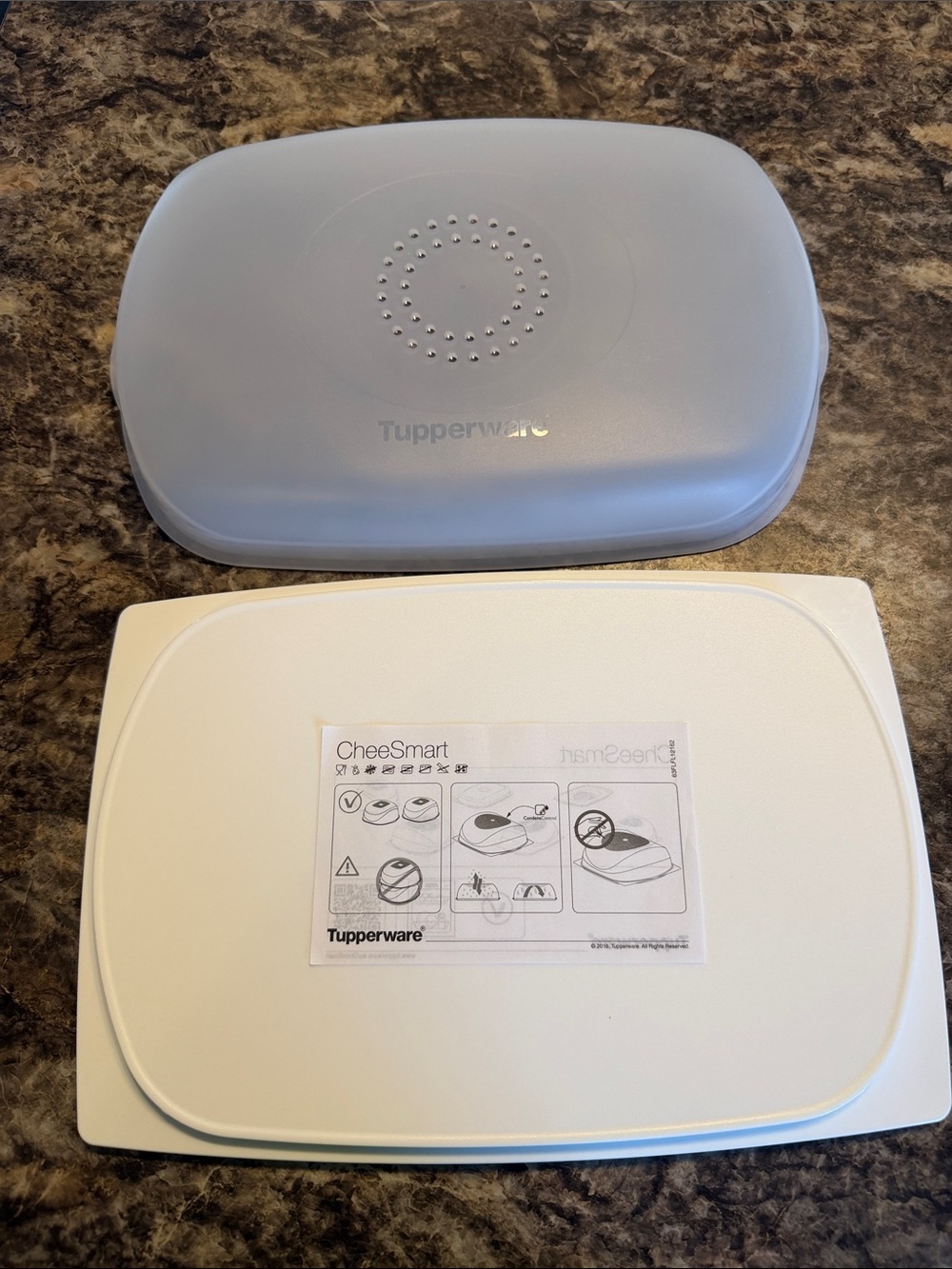 Tupperware Cheese Smart - Picture 2 of 2